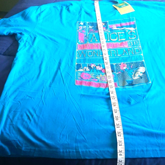 Alice and Wonderland Tee - Picture 4 of 8